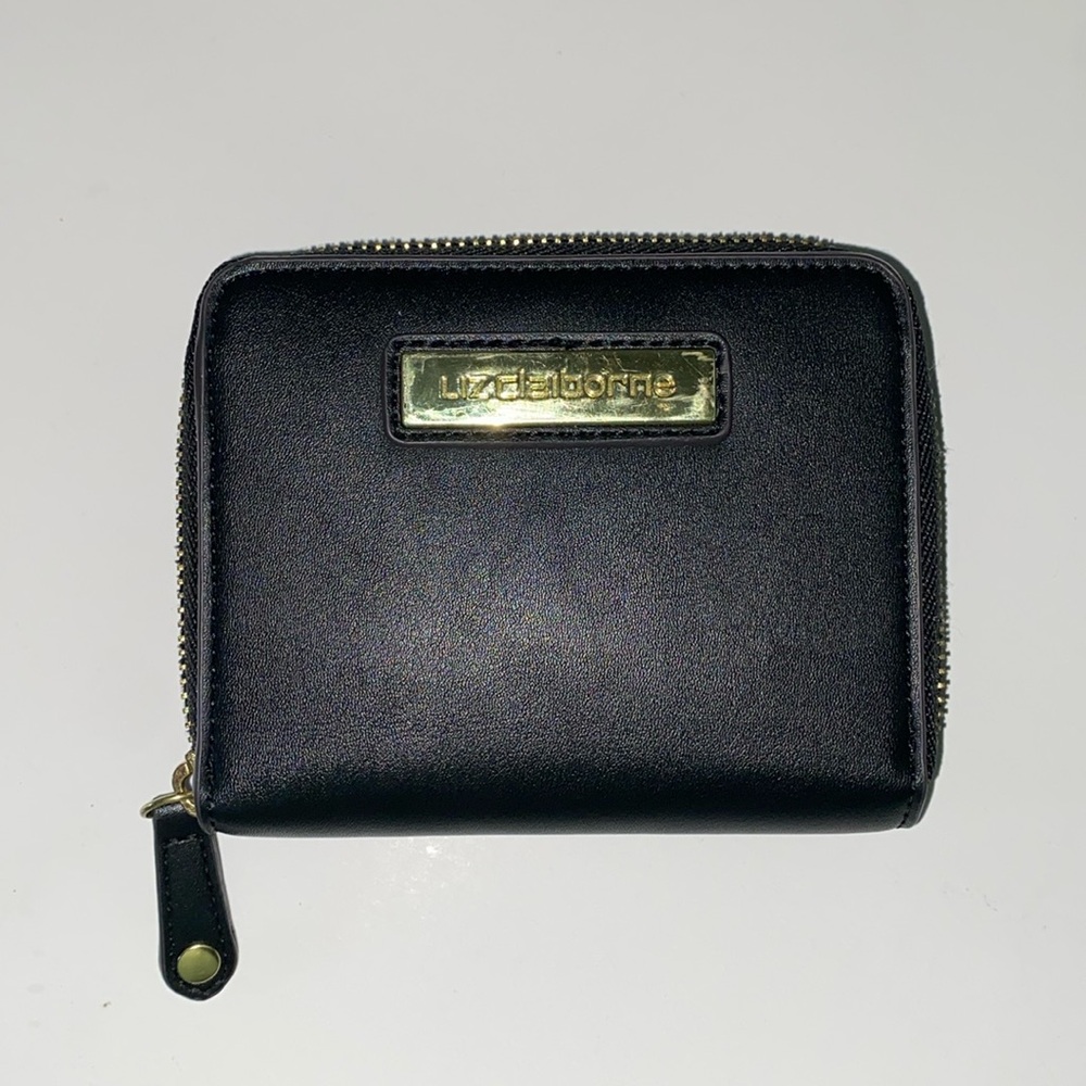 Liz Claiborne Small Wallet with Multiple Card Slots!